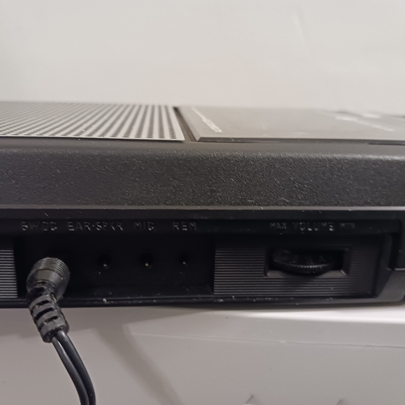 General Electric (GE) Cassette Player/Recorder - Picture 10 of 12